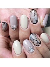 アイラッシュアンドネイル専門店 クラル(CURAR)/キラキラ大理石ネイル￥7980