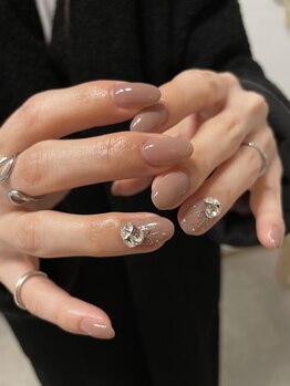 ハチニーイチ(0821)/ビジュー