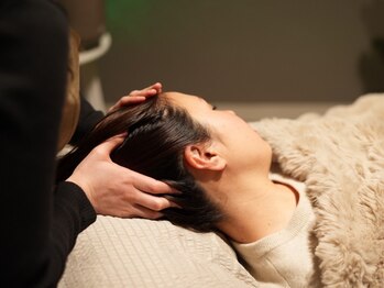 眠りの木/施術風景