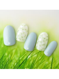 シロツメクサフラワーネイル