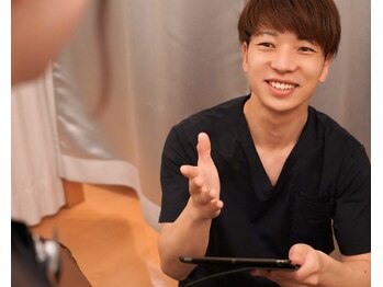 ハリートウキョウ(HALII TOKYO)/カウンセリング風景【眼精疲労】