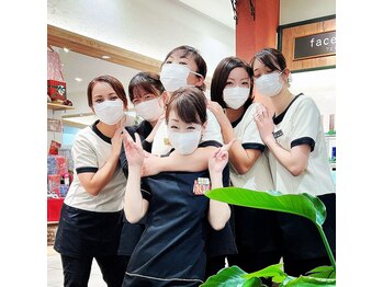 コスメ デ グレース(cosme de greace)/笑顔と熟練&丁寧な施術が大人気