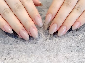 リッチオ(Riccio)の写真/シンプルの中にも"こなれ感"を演出☆肌色やお好みに合わせた色のご提案も致しますので是非一度お試しを♪