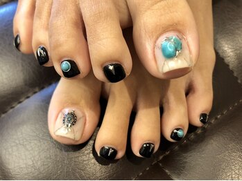 プラハネイル(+HER 美甲)/大理石×ターコイズ