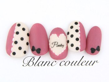 ブランクルール 京都四条烏丸(Blanc Couleur)/ガーリーなドットネイル