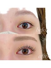 軽さと濃密さを両立Wフラットラッシュ技術自まつ毛の上下から挟む新技術！＃Wフラットラッシュで濃密な目元