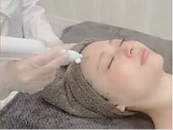 サロンステラ(SALON STELLA)の写真/【シミケア】薄いのも濃いのもお任せください♪お得な全顔打ち放題！コンシーラー卒業しませんか？