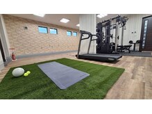 サンシャイン(Sunshine)/当サロン1Fにあるパーソナルジム