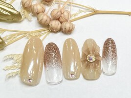 立体フラワーオーロラネイル