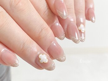 サロン ド エトワール(Salon de Etoile)/ジュエリーモチーフラメフレンチ