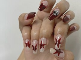 フレンチネイル/Y2Kネイル