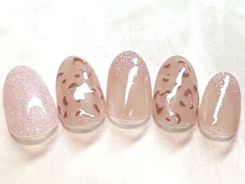 ネイルサロンクロエ (Nail Salon CHROE)/Y2Kヒョウ柄ネイル