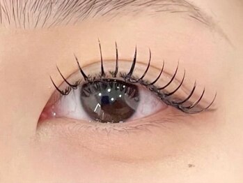 レイン 大分店(Rain)の写真/いつもより華やかに仕上げたい時にはマツエクもおすすめ♪持続力抜群&負担の少ないフラットラッシュ★