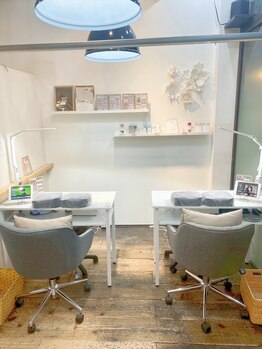 リシェリ(Richer)の写真/NETFLIX導入♪お好きな映画や動画を見ながらネイルが出来る◎施術中も癒されるリラックス空間を提供♪