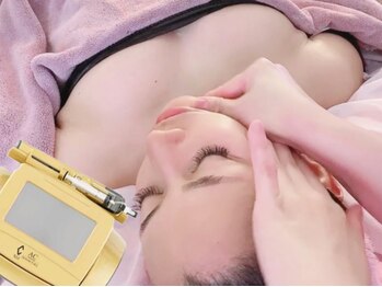 ビューティーサロン グラツィア(Grazia)の写真/【小顔も美肌も両方叶える】前撮り／挙式前に絶対やるべき＼小顔矯正付き／最新フェイシャル★