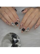 ルアナ(Luana)/▼マリーンセル風ネイル