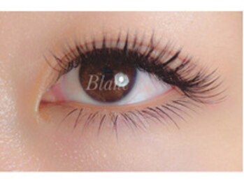 アイラッシュサロン ブラン リーフウォーク稲沢店(Blanc)/上下につけてパッチリ横顔美人