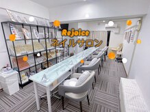 リジョイス 高田馬場店(Rejoice)の雰囲気（店内環境きれい、テレビ付き^_^）