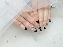 ワイワイディーエス(YYDS)/