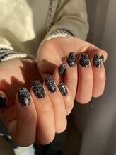 ハチニーイチ(0821)/グリッター