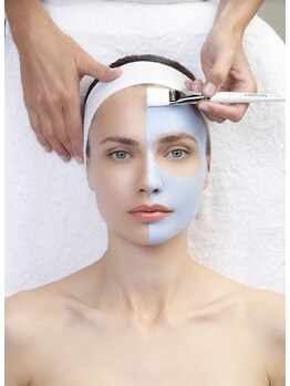 レヴィー(Revie)の写真/憧れの透明感肌へ！今あるシミもこれからできるシミにもアプローチする最強美白☆