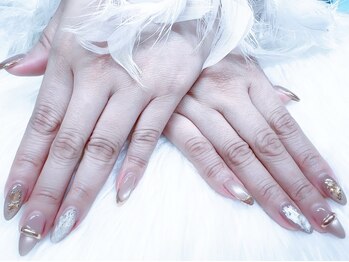 YCYサロンの写真/普段お仕事で派手なネイルができない方、ナチュラルがお好きな方に◎品のあるデザインをご提供します・・☆