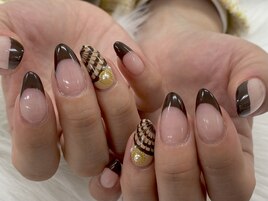 【山崎】ピーコックネイル