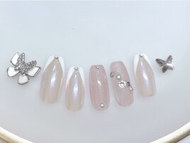 ピンクストーンネイル