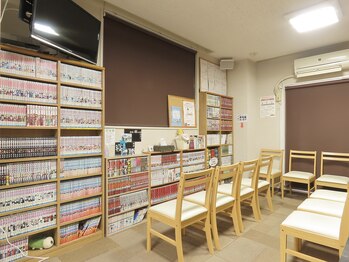 西荻窪北口カイロプラクティック整体院/待合室