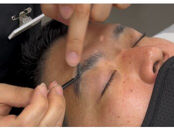 アンジェリック 湘南台店(Angelic)/メンズ眉毛ワックス工程3