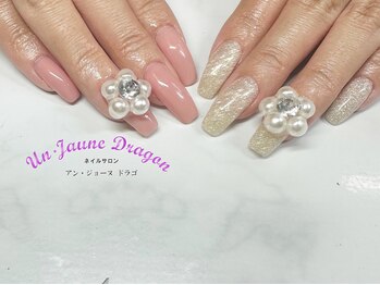 アン ジョーヌドラゴ/【自爪ネイル】パールフラワー