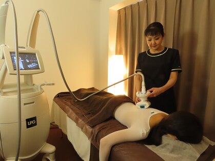 サロン ド ミネルヴァの写真