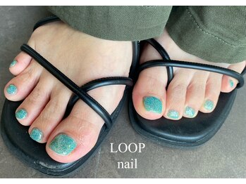 フラッシュフットネイル