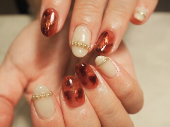 サロン カラフリー アシヤ(Salon Colorfulyy Ashiya)/赤べっ甲ネイルデザイン