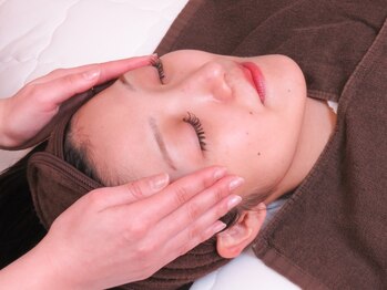 ビューティーバイツリー(Beauty by TRYY)の写真/【結果重視の実力派サロン】お肌を土台から整え、すっぴんに自信が持てる肌へ◎サロンケアでお得に美肌を♪