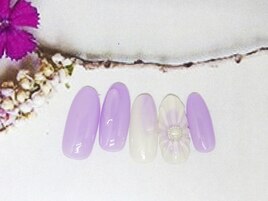 ぷっくりフラワーネイル