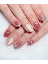 ジョリ チュン(JOLIE TRUONG)/