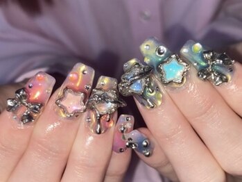 ピンズイチロク(PINS16)の写真/【韓国パーツつけ放題♪】韓国から直接輸入した当店だけの稀少パーツが豊富！手元が映えるスカルプを◎