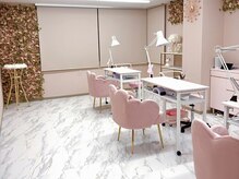 リアムネイル(Liam nail)の雰囲気(店内はピンクを基調とした癒しの空間でネイルを楽しめます♪)