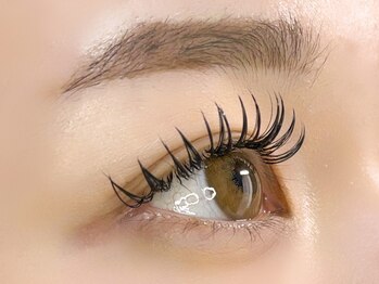 プルクラ(PULCHRA)の写真/【初回全メニュー20%OFF★南柏駅3分】豊富なメニュー&高技術で似合う目元をご提案！くつろぎながら綺麗に♪