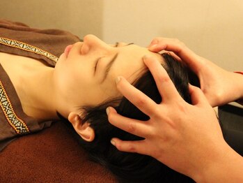 神の手の写真/ガチガチの頭皮・強張りも緩めてスッキリ解消★眼精疲労からくる肩こりやストレス疲労・不眠のお悩みにも◎