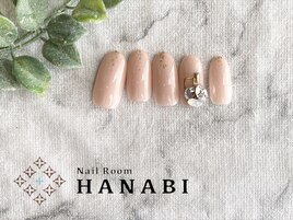 ビジューネイル