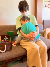 子育てママの整体サロン/見守りの様子