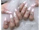 長さ出しピンクフレンチネイル