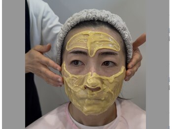 那賀洋子式 顔ジム 大分戸次店/黄金のパック