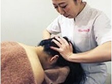 ボディオーガナイザー ヒナ(Body Organizer HINA)/ヘッドマッサージ(うつ伏せ)