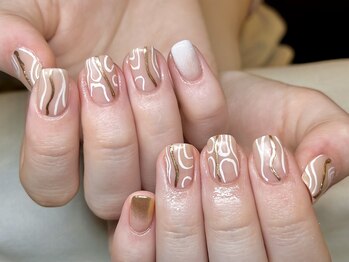 レミア 関内(REMIA)/6月　個性派ネイル