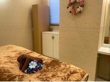 エステサロンさくら 草加アコス店の雰囲気(各部屋が壁で仕切られ、落ち着きある店内でゆったりした時間を)