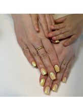 リュミエール(lash&brow lumiere)/ワンカラーにミラーをプラス