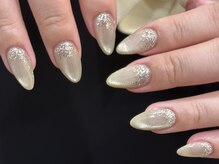 リッシュ(RICHE)/マグネット×グリッターネイル